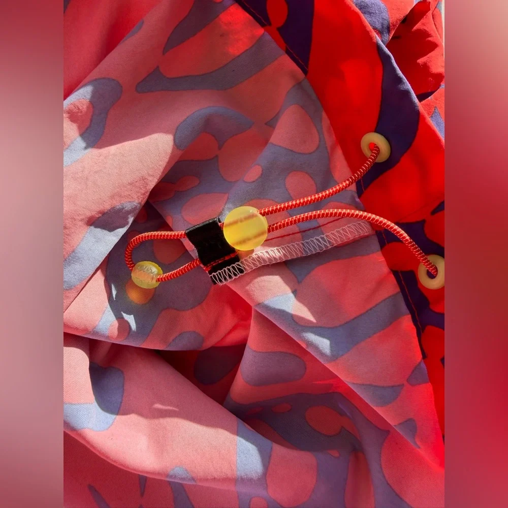 Nike bold patterned